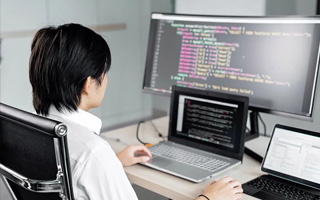 白城 api php源码,下载的php源码怎么运行呢？